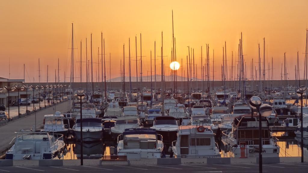 B&B L'Alba Nel Golfo Кастельсардо Экстерьер фото